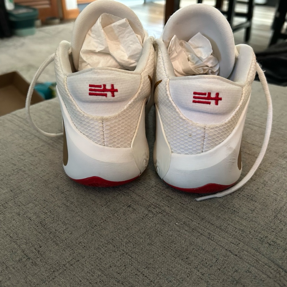 Nike Zoom Freak “ Roses” - Picture 3 of 4